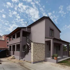 Lovric Apartment